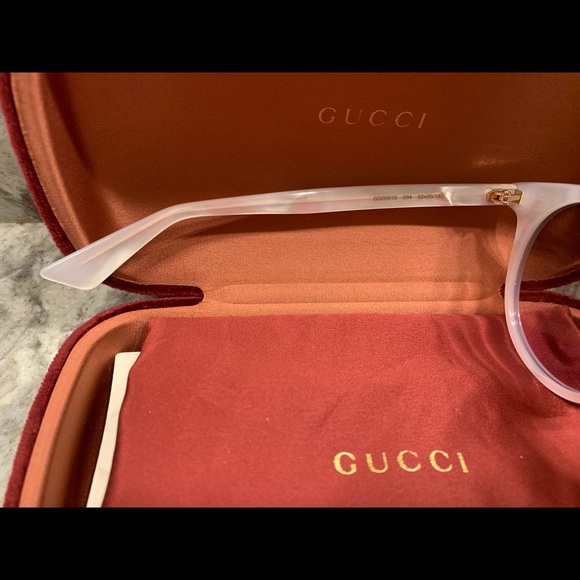 SOLD ‼️ Authentic Mother of Pearl Gucci Sunglasses - Picture 5 of 8